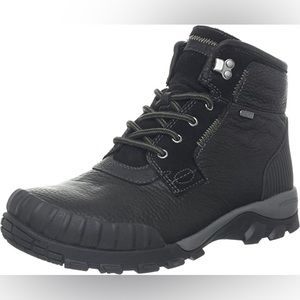 MERRELL Himavat Chukka Boots